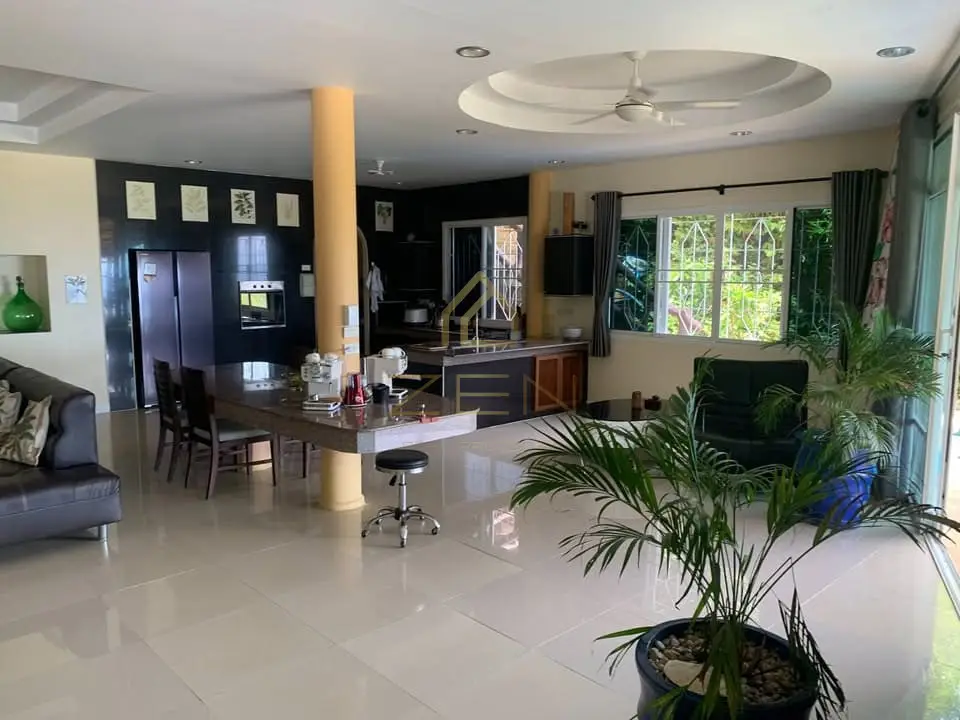 609160484_122297742266228285_1696427614671724182_n