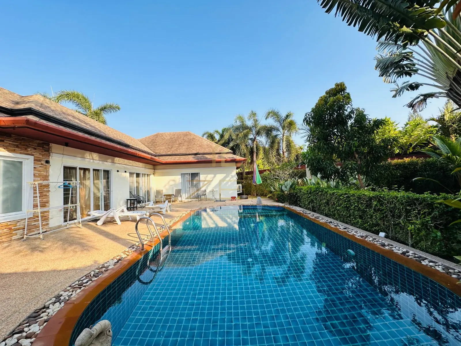 WhatsApp Image 2025-11-27 at 11.59.01_d8b3b1fd