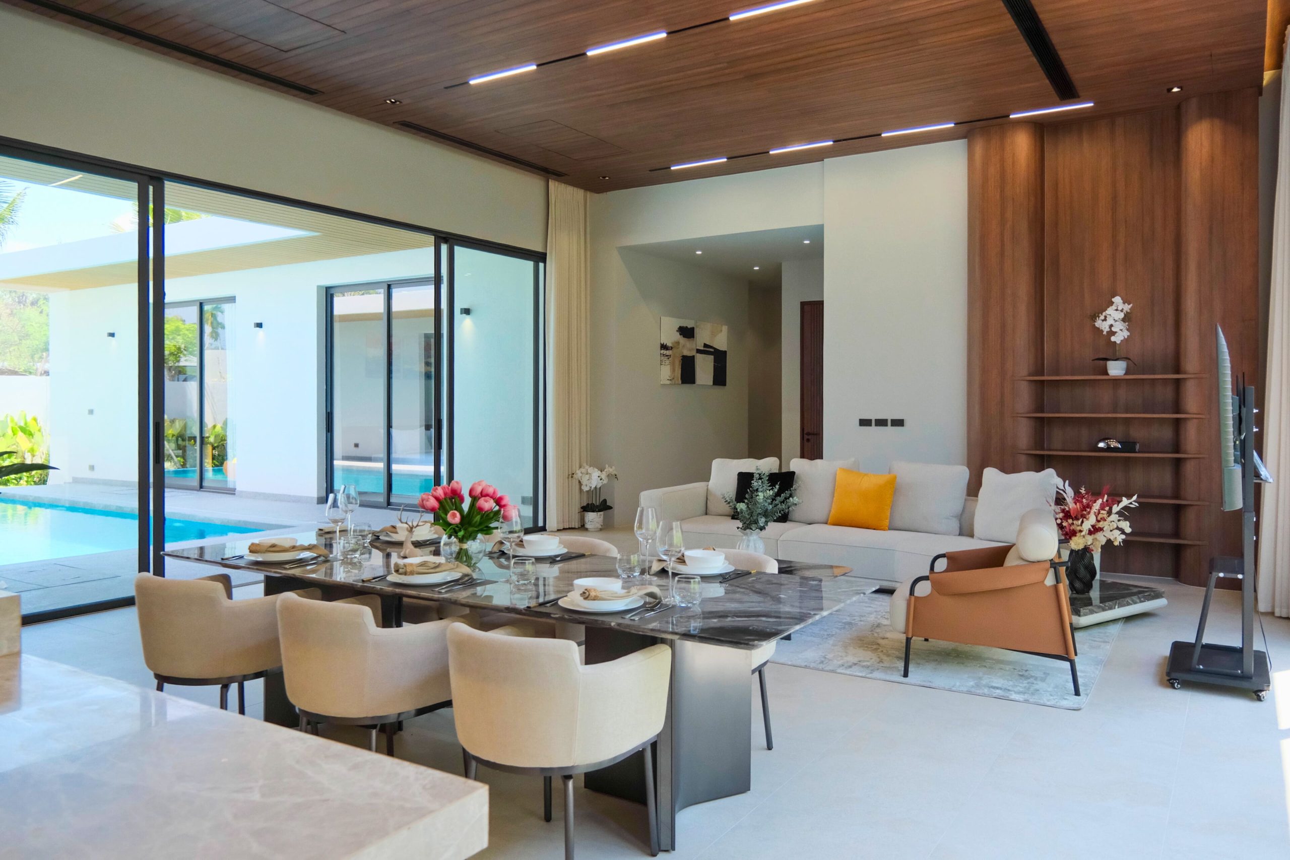 83e0180f-dcbf-4e62-8b97-bce76f1bbe74