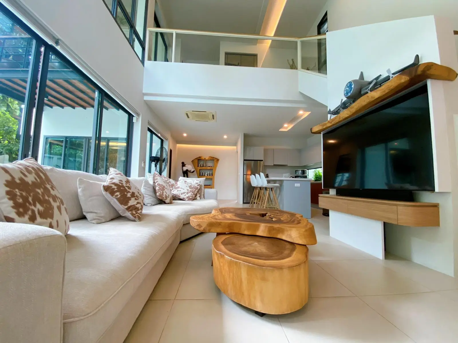 WhatsApp Image 2024-10-16 at 12.24.29 (1)