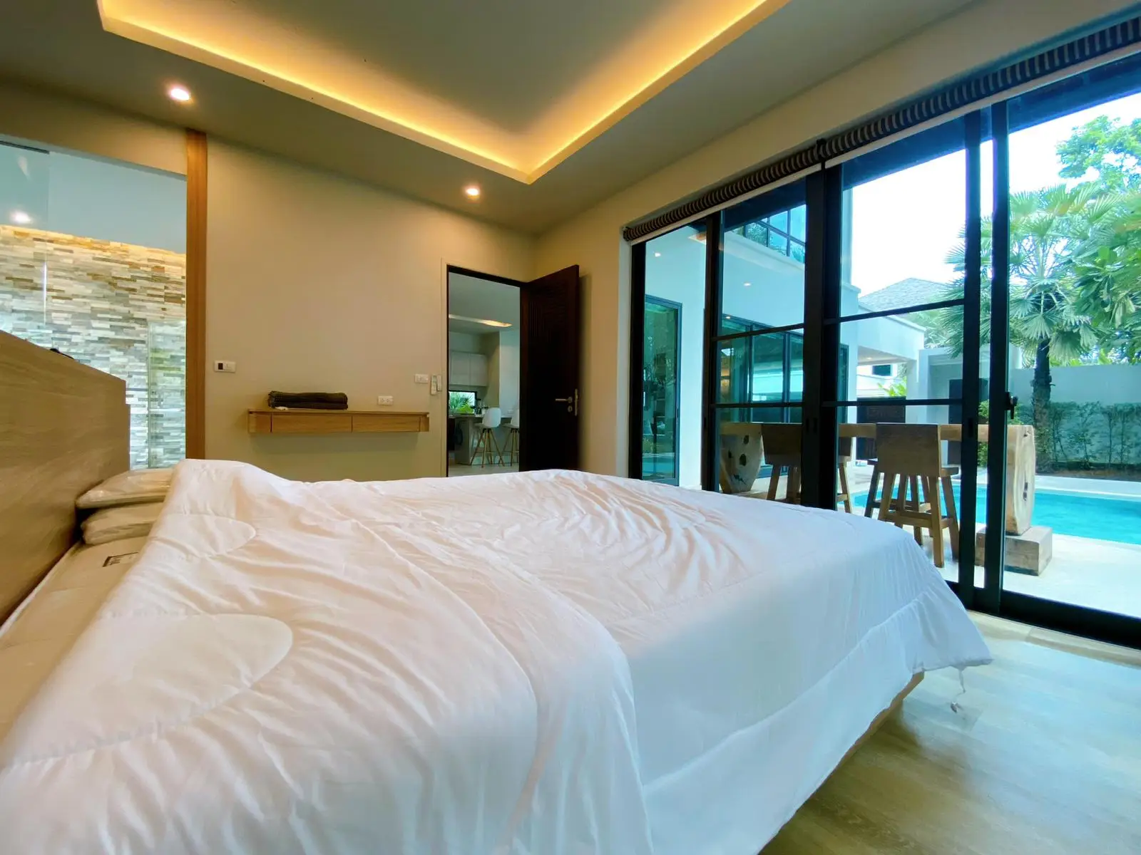 WhatsApp Image 2024-10-16 at 12.24.31 (1)