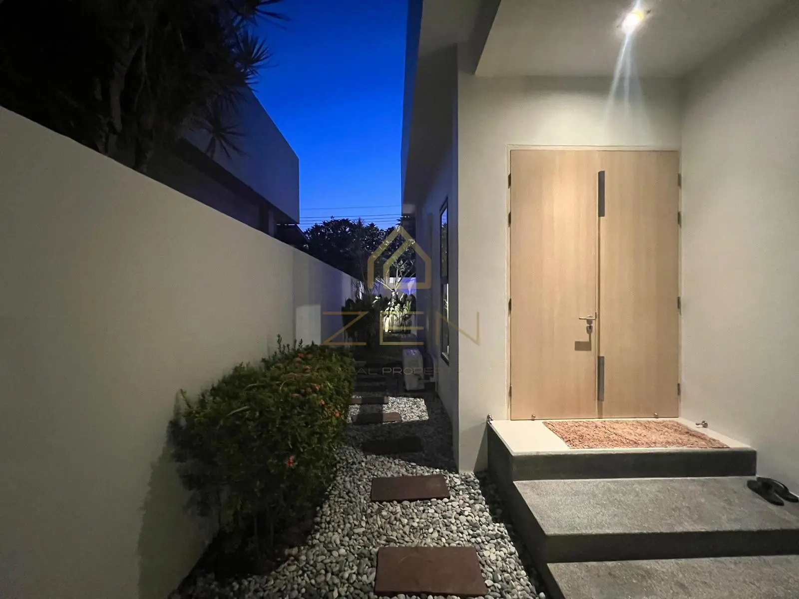 WhatsApp Image 2024-11-21 at 10.28.48_566533fd