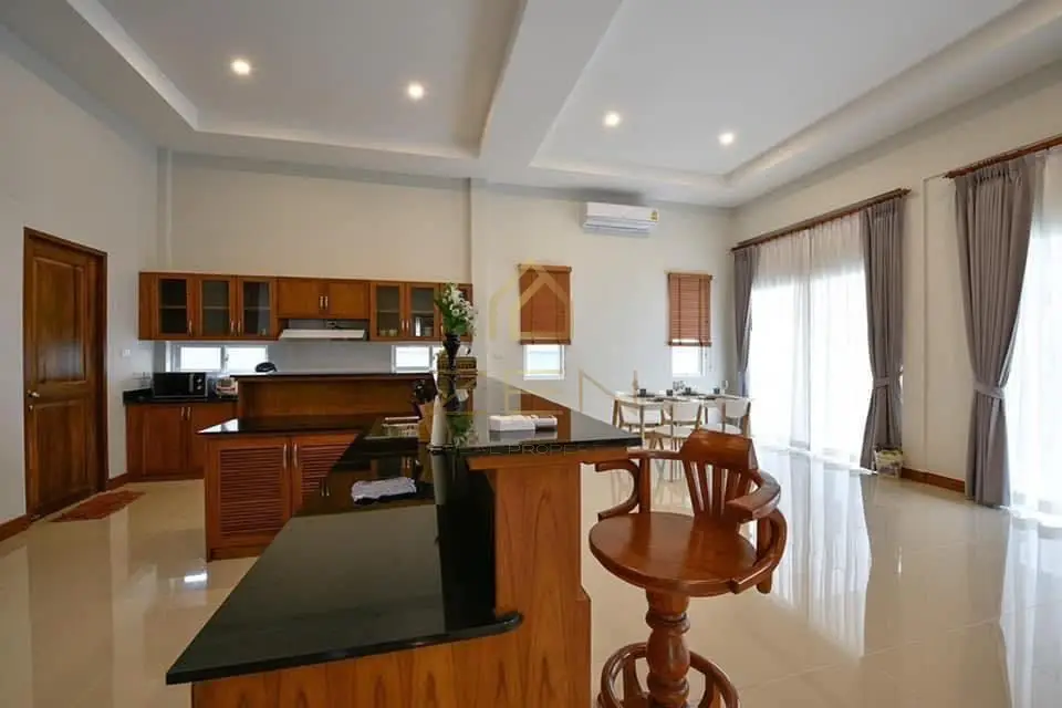 WhatsApp Image 2567-12-11 at 17.18.37 (1)