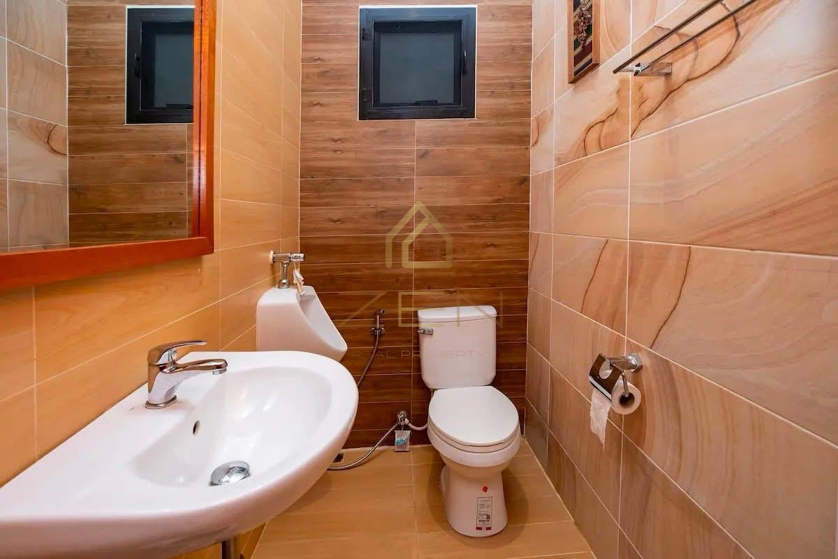 1fdaa30f-06e9-446a-80bc-2844af9a42ac