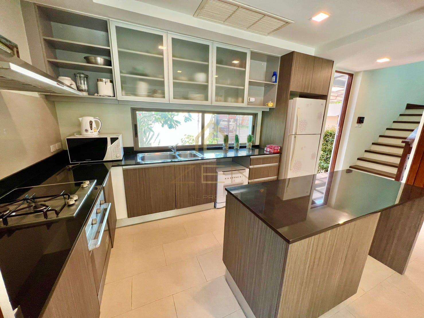 732153d9-360a-4eee-884b-e1e84f7d6a3a