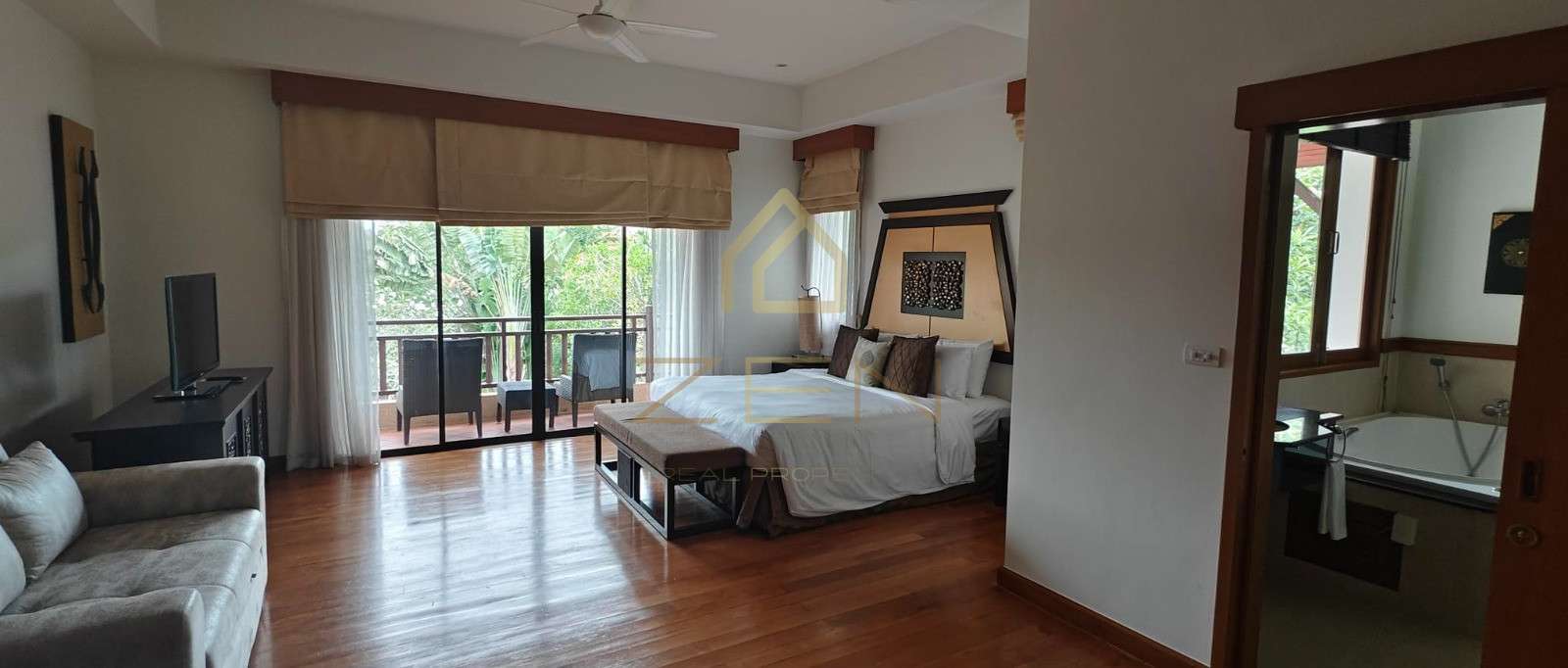 e01a8402-4147-45ec-aeb1-b0eeab728f03