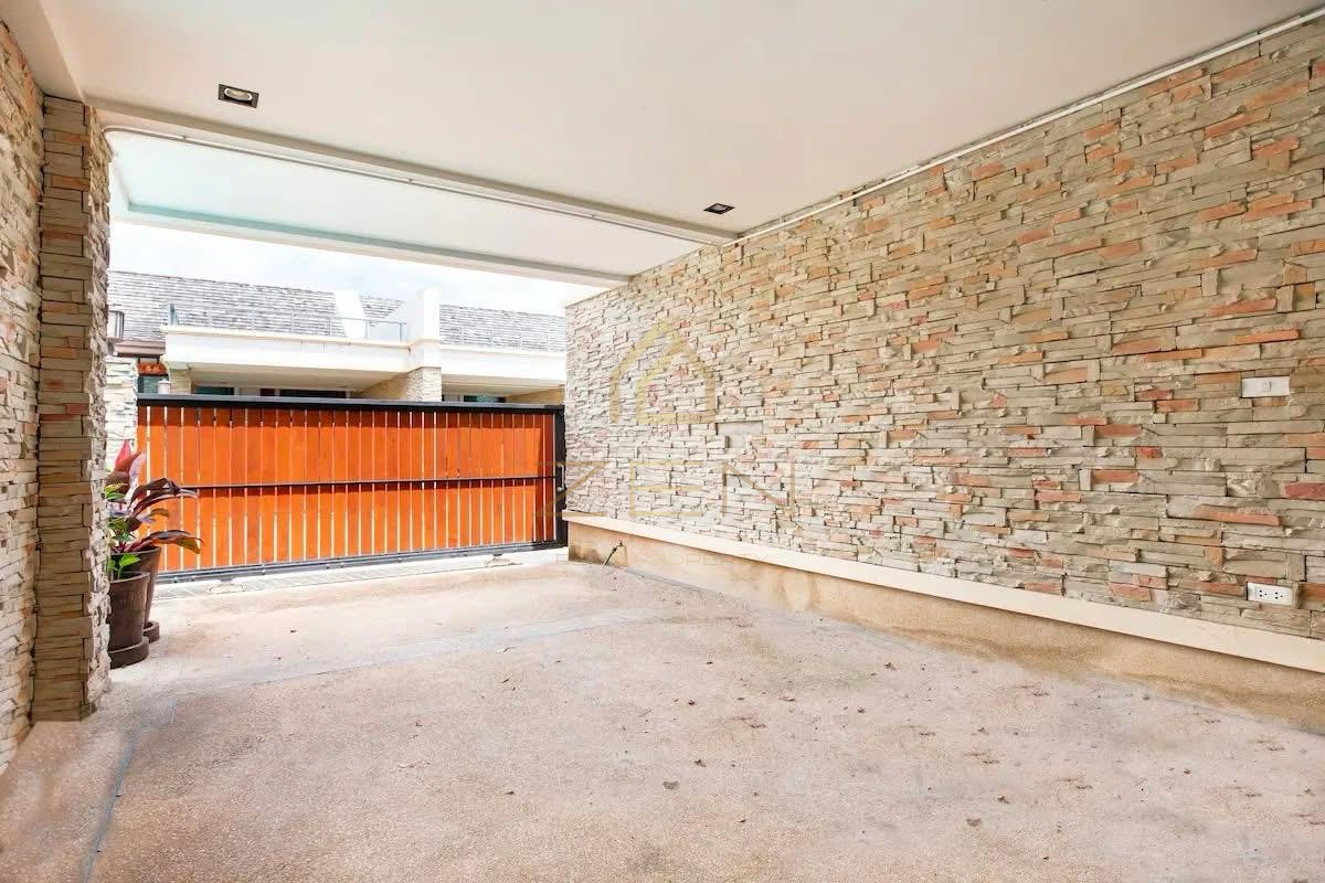 f2325f70-4865-42b3-b9b0-8ca4f89ee11c