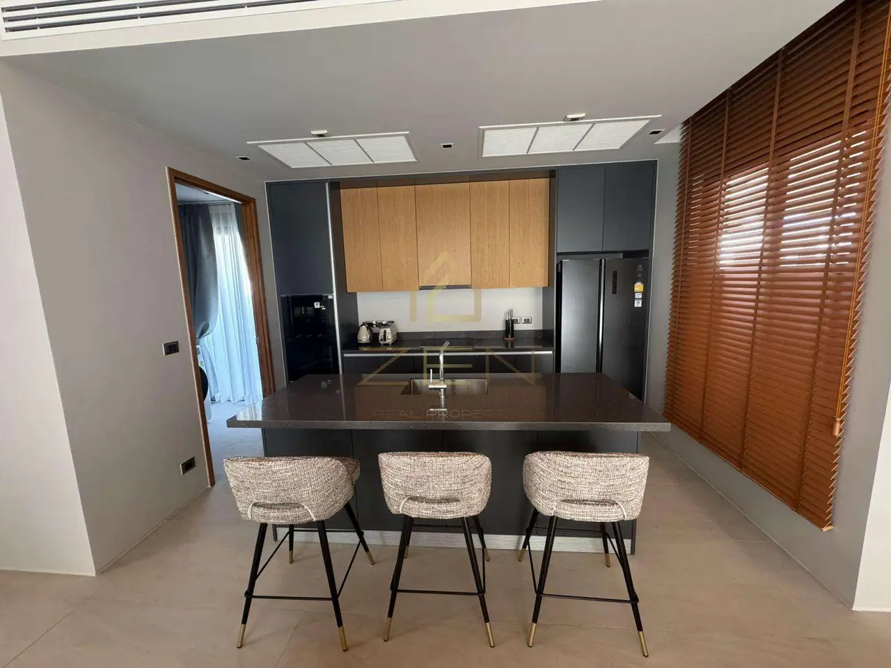 60a49b10-c00c-4c53-b09c-d3fdce139185