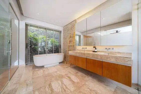 78a45ee2-acad-4883-97a0-b5f4d447d5e2