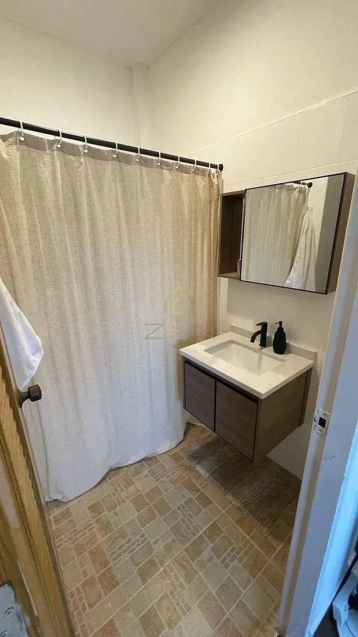 b9ddd8ba-fe19-49d9-9a41-9e52d15a7dfe