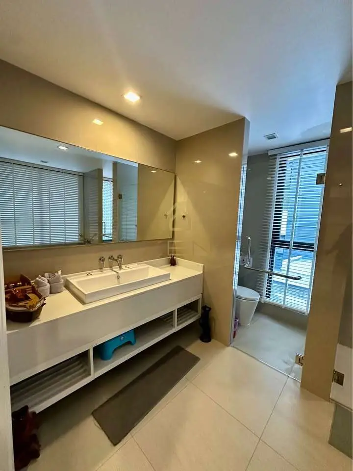 496927009_122150908730392712_5842245284643266679_n