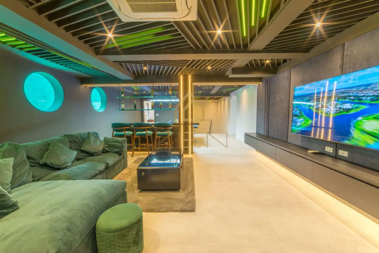 WhatsApp Image 2568-05-13 at 20.58.21