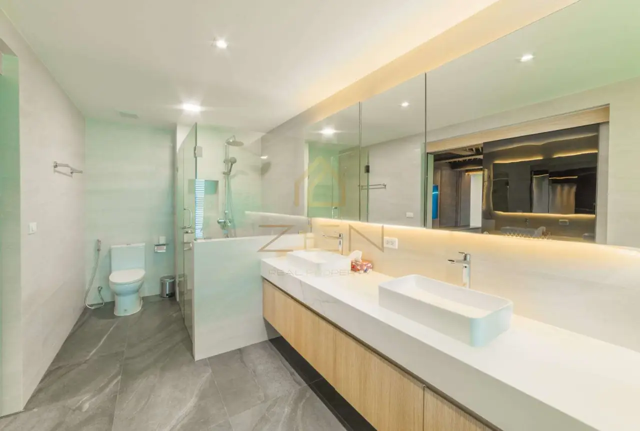 WhatsApp Image 2568-05-13 at 20.58.22 (1)