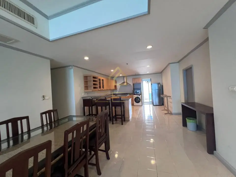 527083992_10173820547115347_2571531884125025306_n