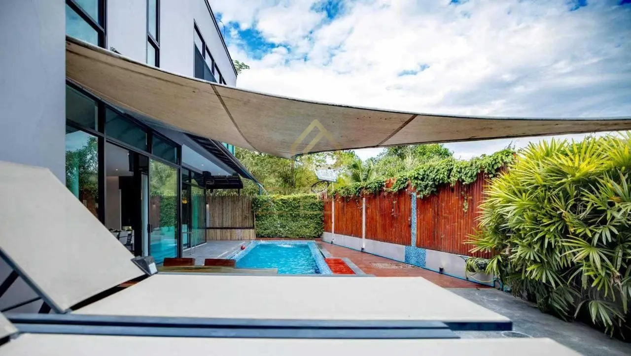 1758526378_3aa143c8cd1e98d1112f_1758526378