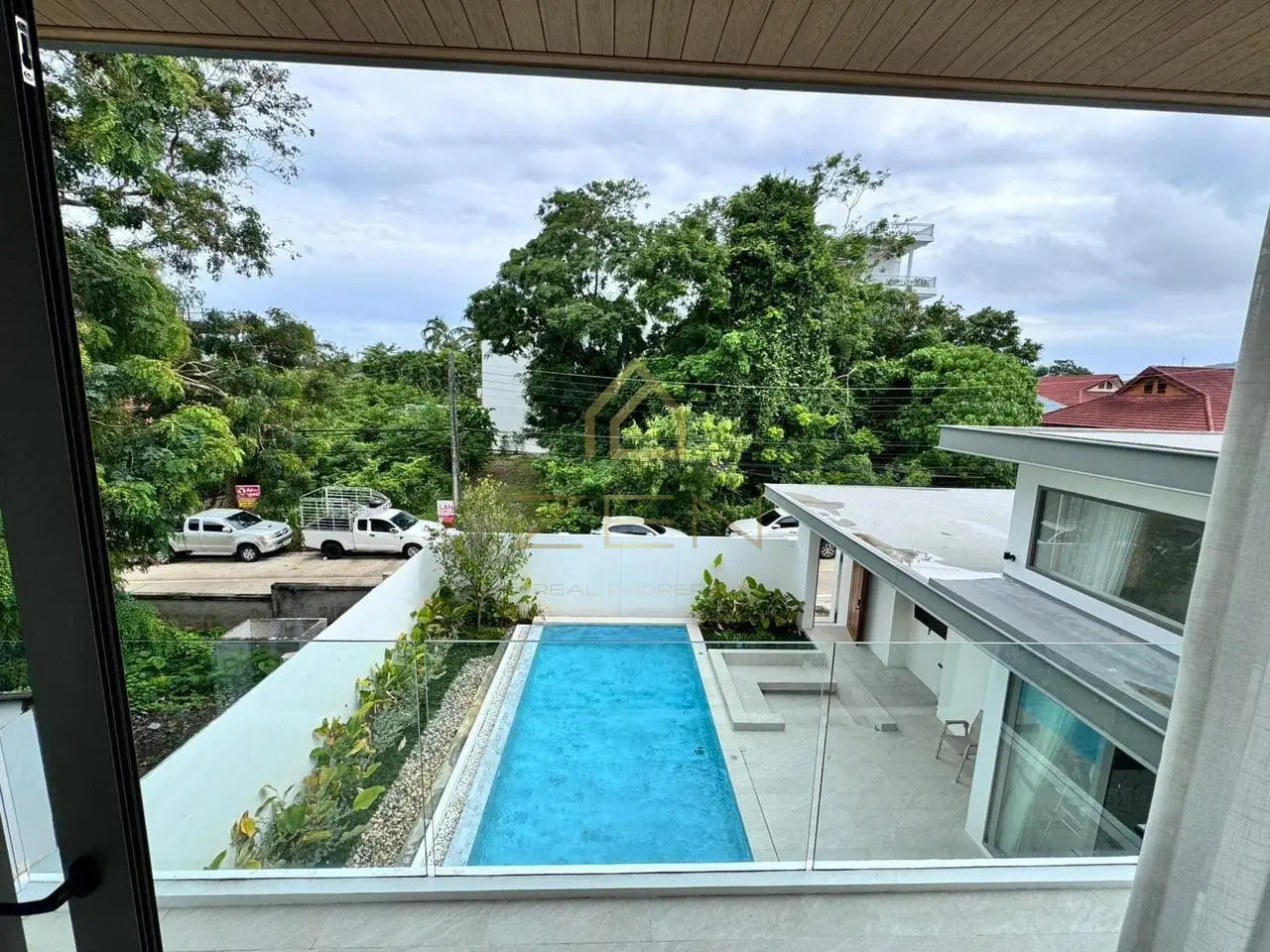 1758534304_4aca96af4632843dffba_1758534304