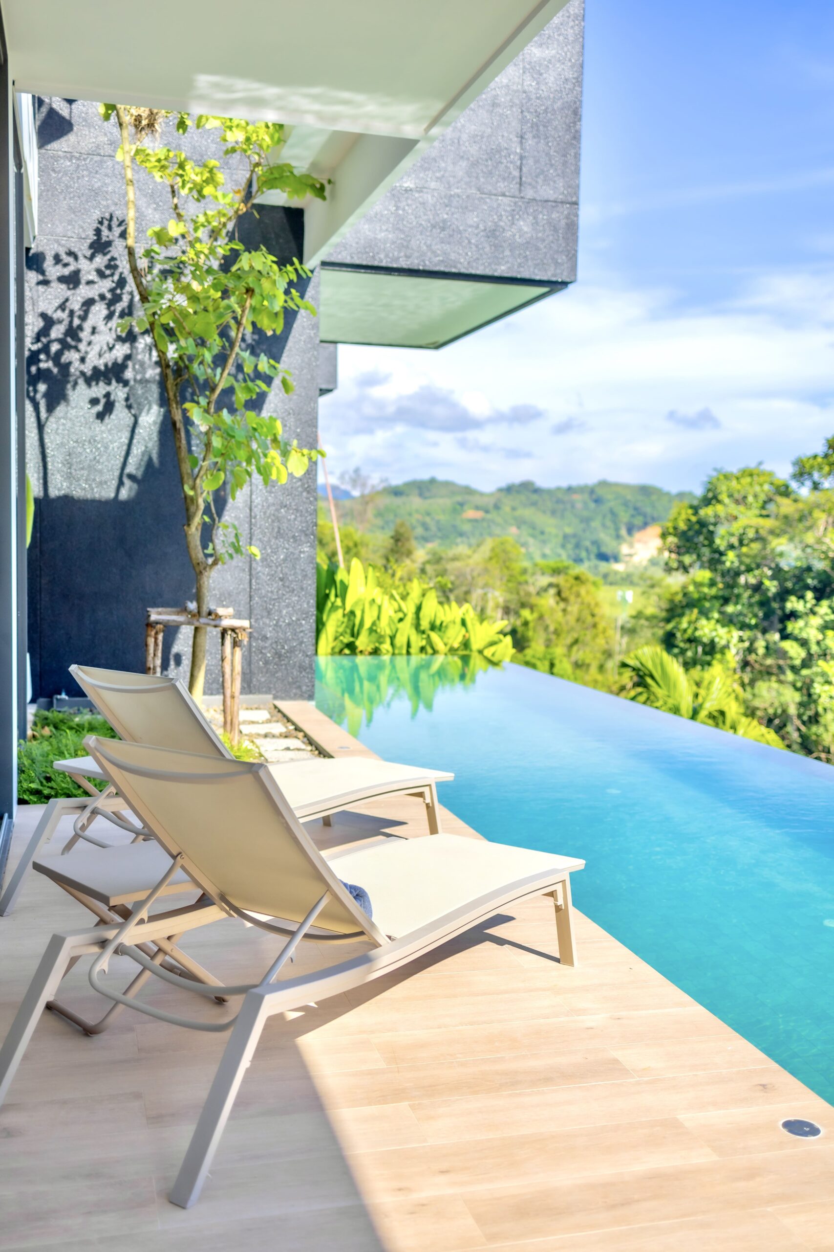 B318E9B2-7E90-4C27-93ED-05A48B044040_1_201_a