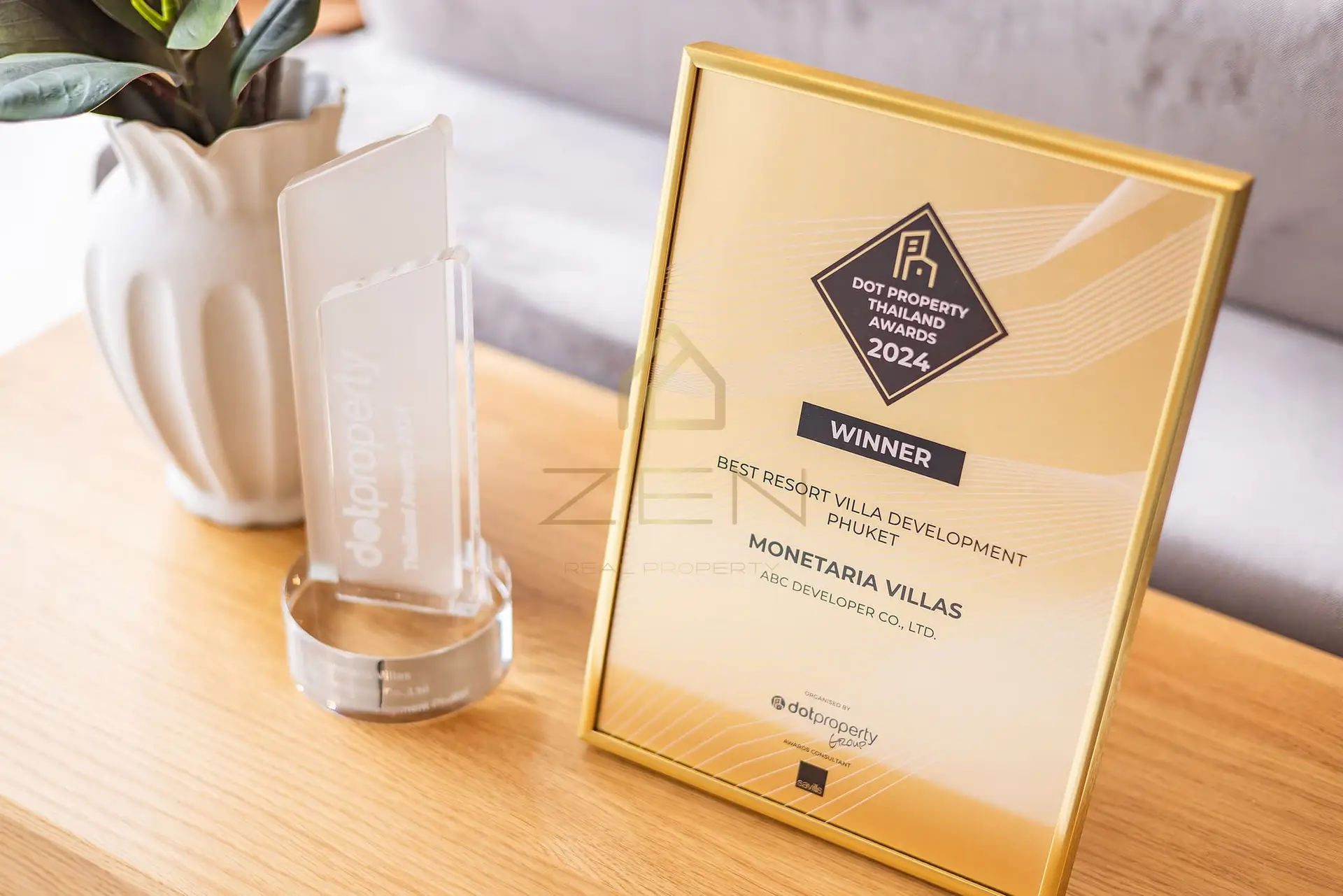 Monetaria Living Area (51)