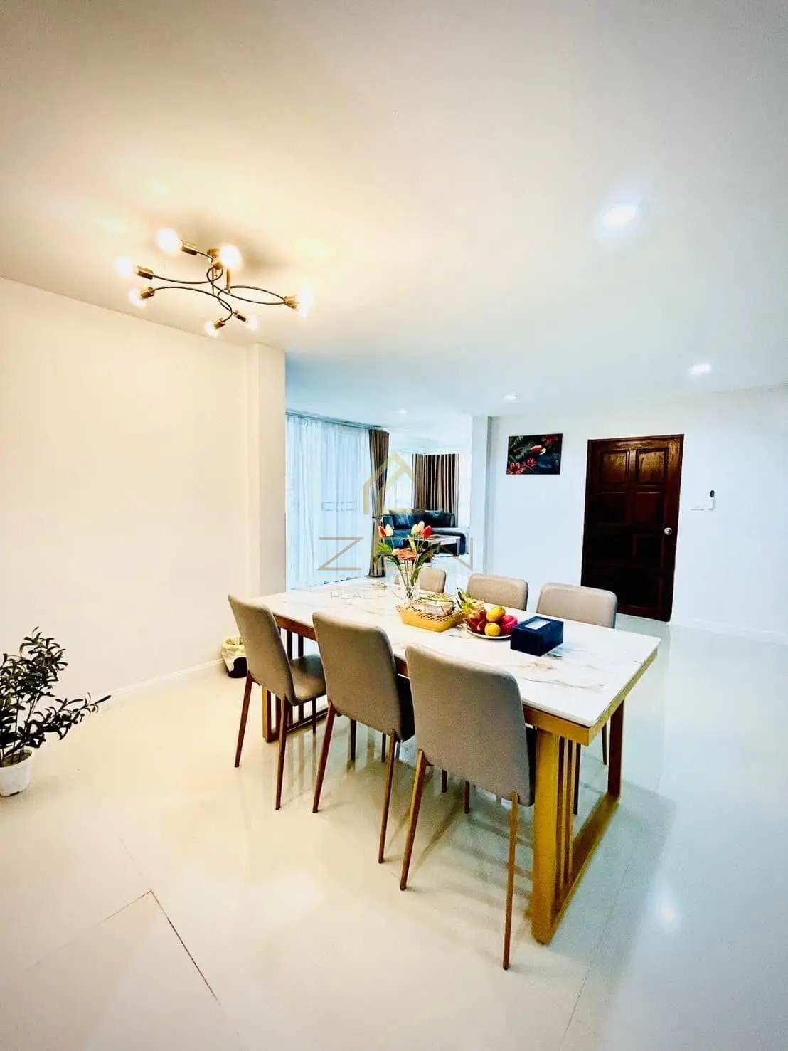 WhatsApp Image 2025-09-11 at 09.08.32