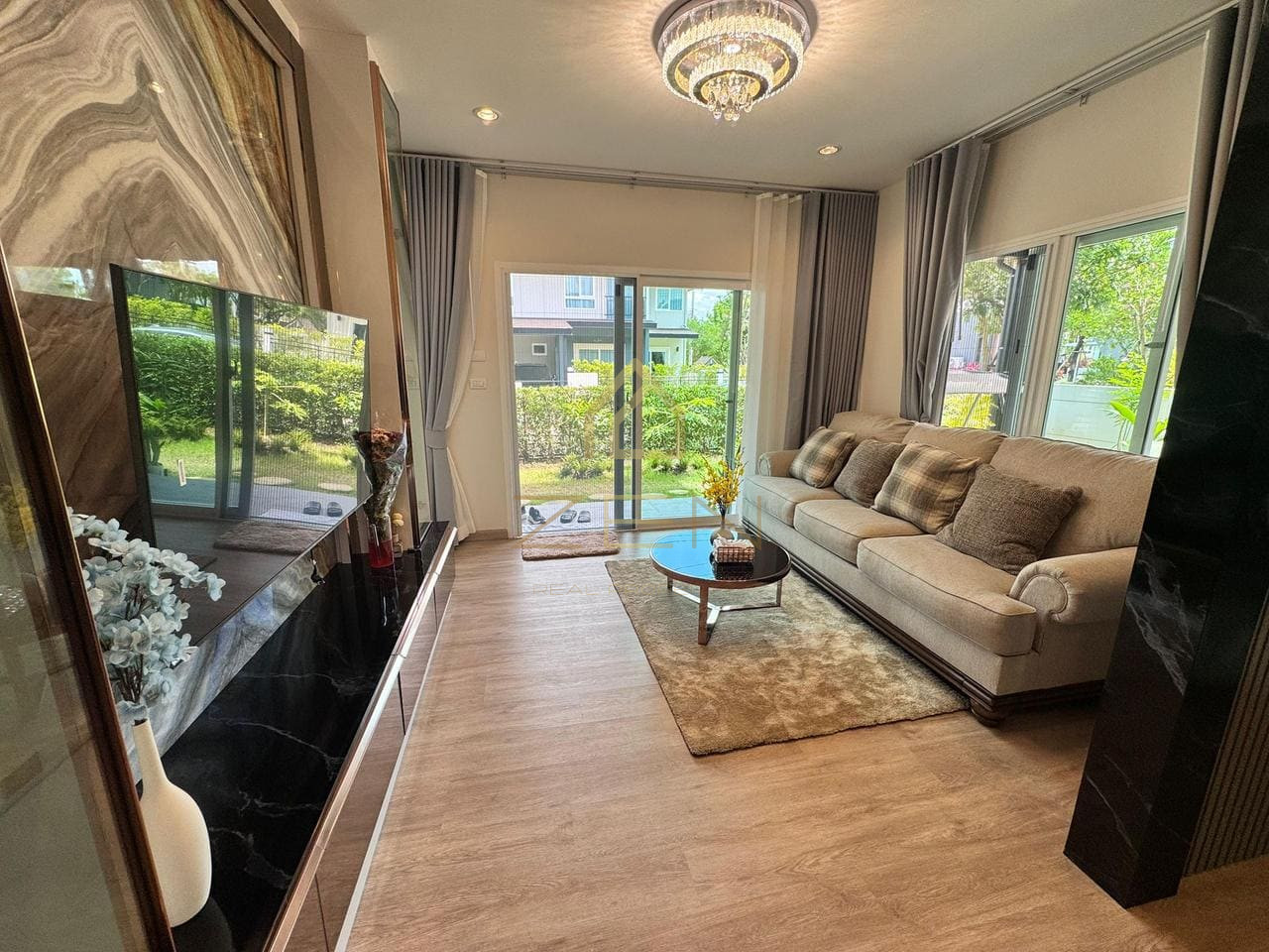 1759832422_2a665b1c6d63de538f5a_1759832422