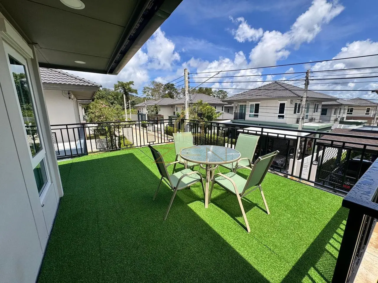 1759832427_2a15f0e5edffcd5fa531_1759832427