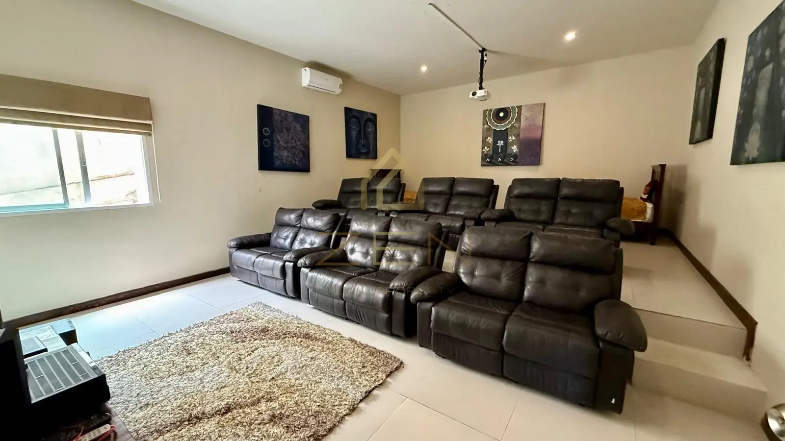 35 Cinema room
