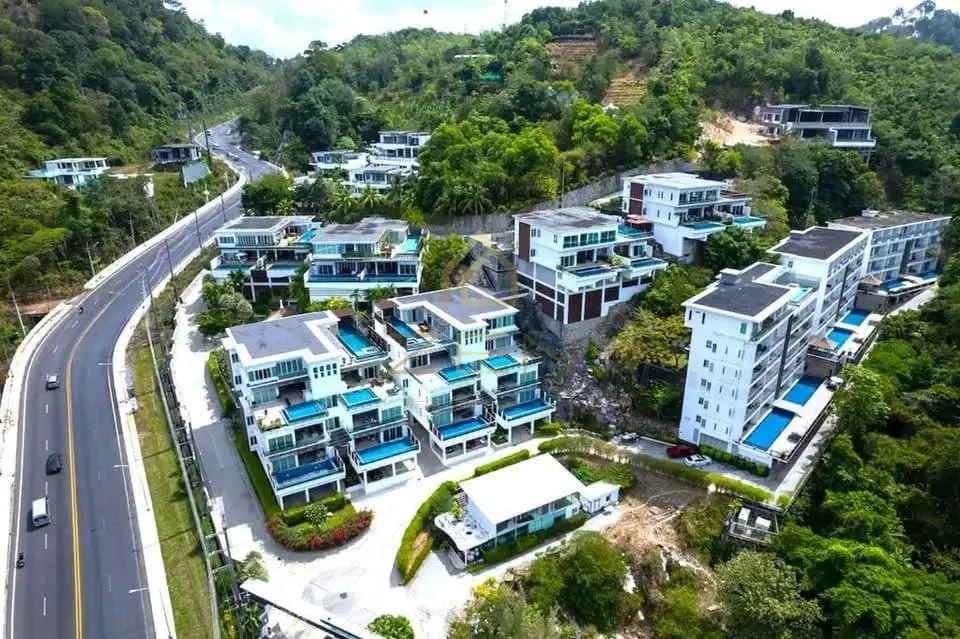 561082303_10164078728408615_696340026641851897_n