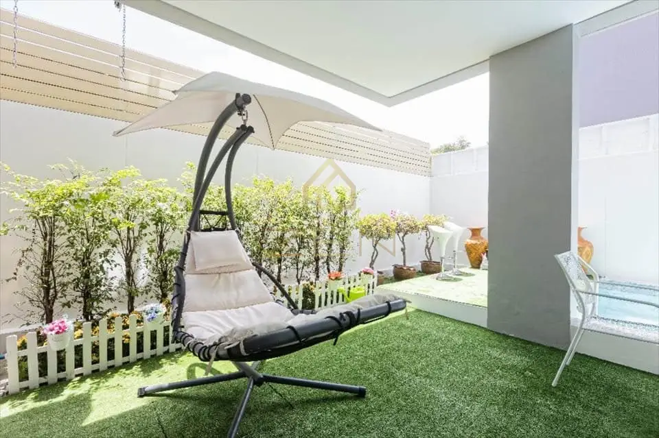 561338844_1567557431225626_2391968791294352483_n