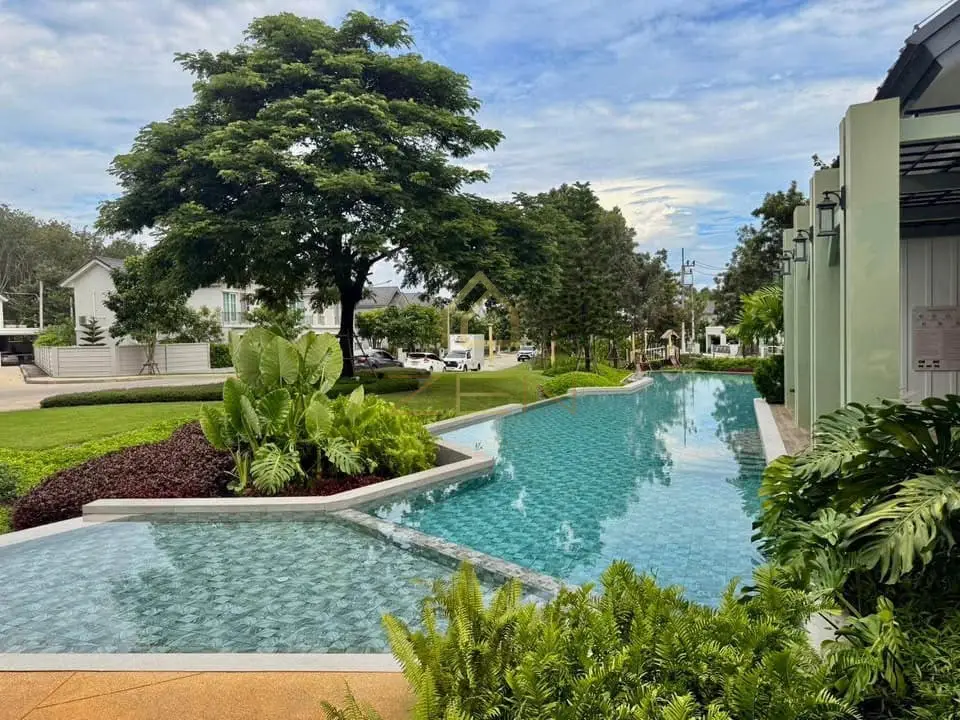 569021368_122281854566026794_4413558765146674377_n