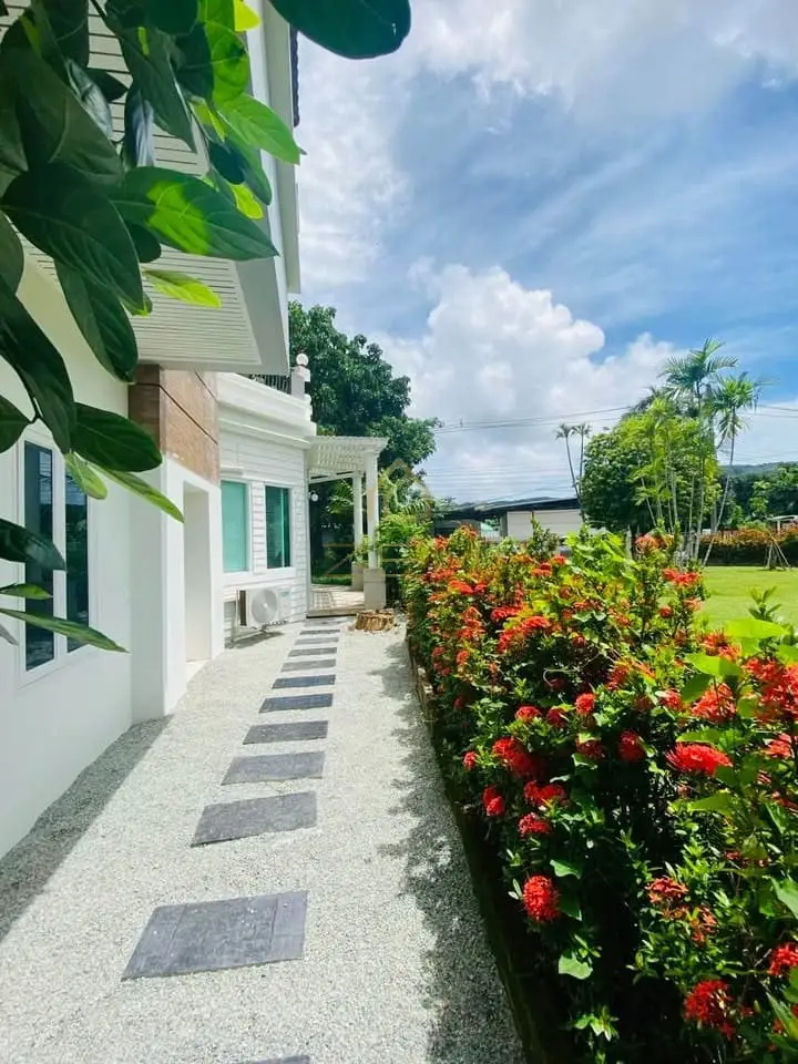 569417775_25418908544368330_4308833740509826924_n