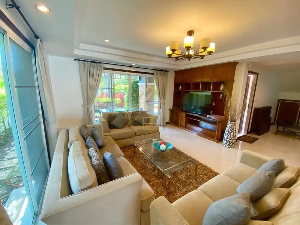 571592871_1556516605762246_6107882709718585664_n