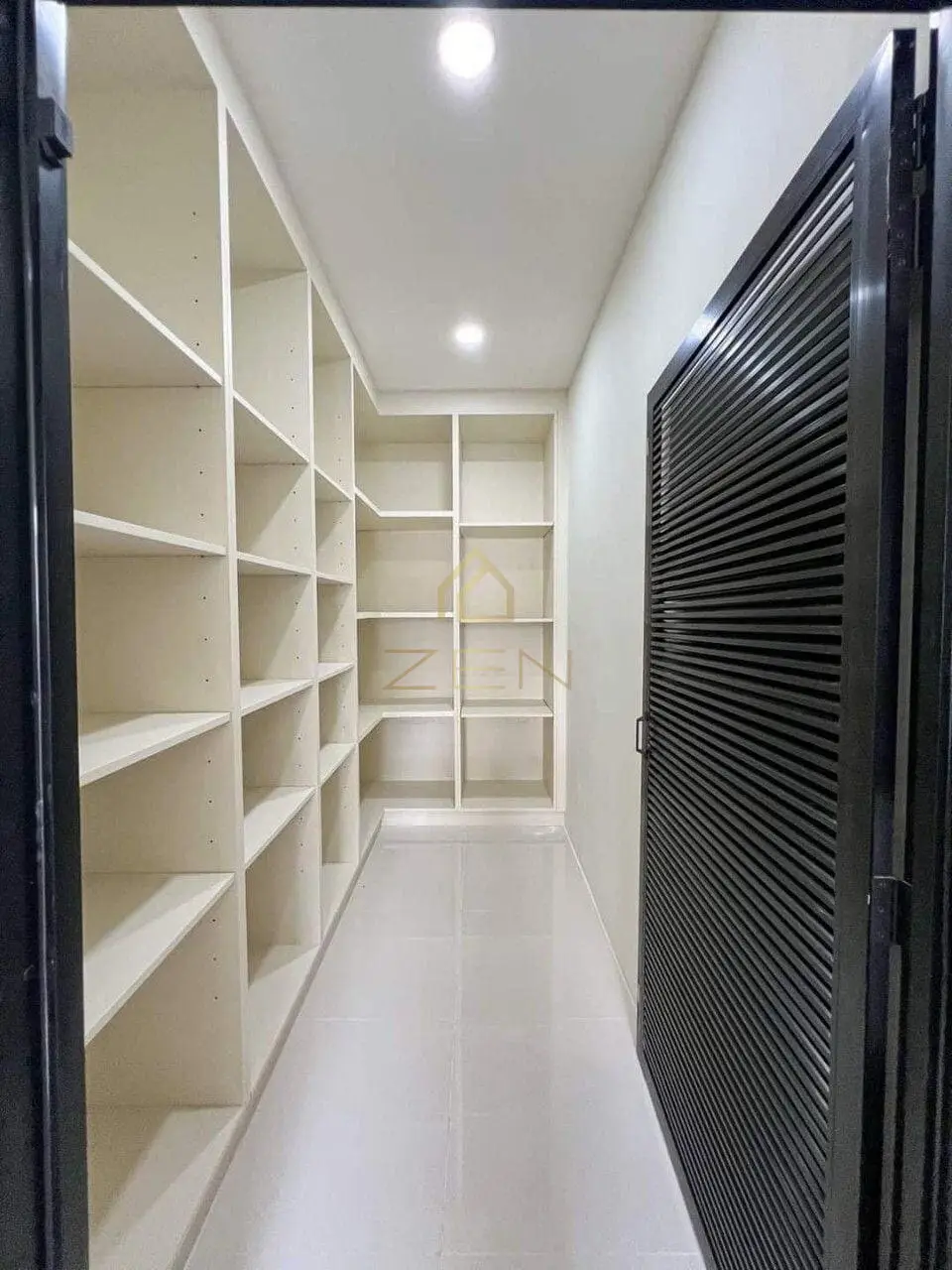 WhatsApp Image 2025-10-09 at 10.01.04 (1)