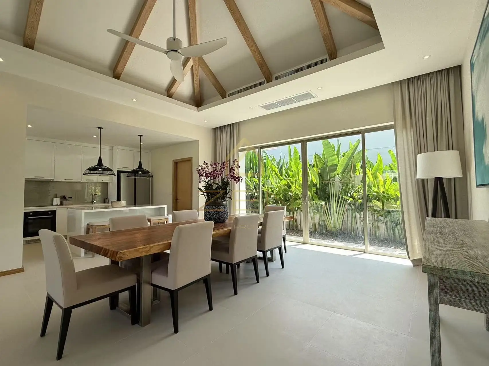 WhatsApp Image 2025-10-14 at 06.06.17 (1)