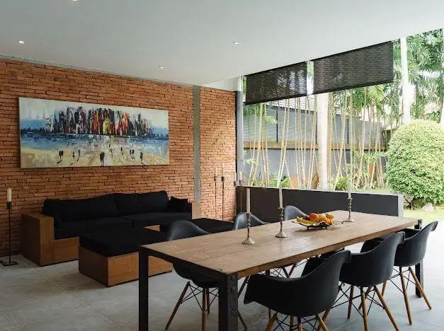 WhatsApp Image 2025-10-17 at 11.19.54 (2)