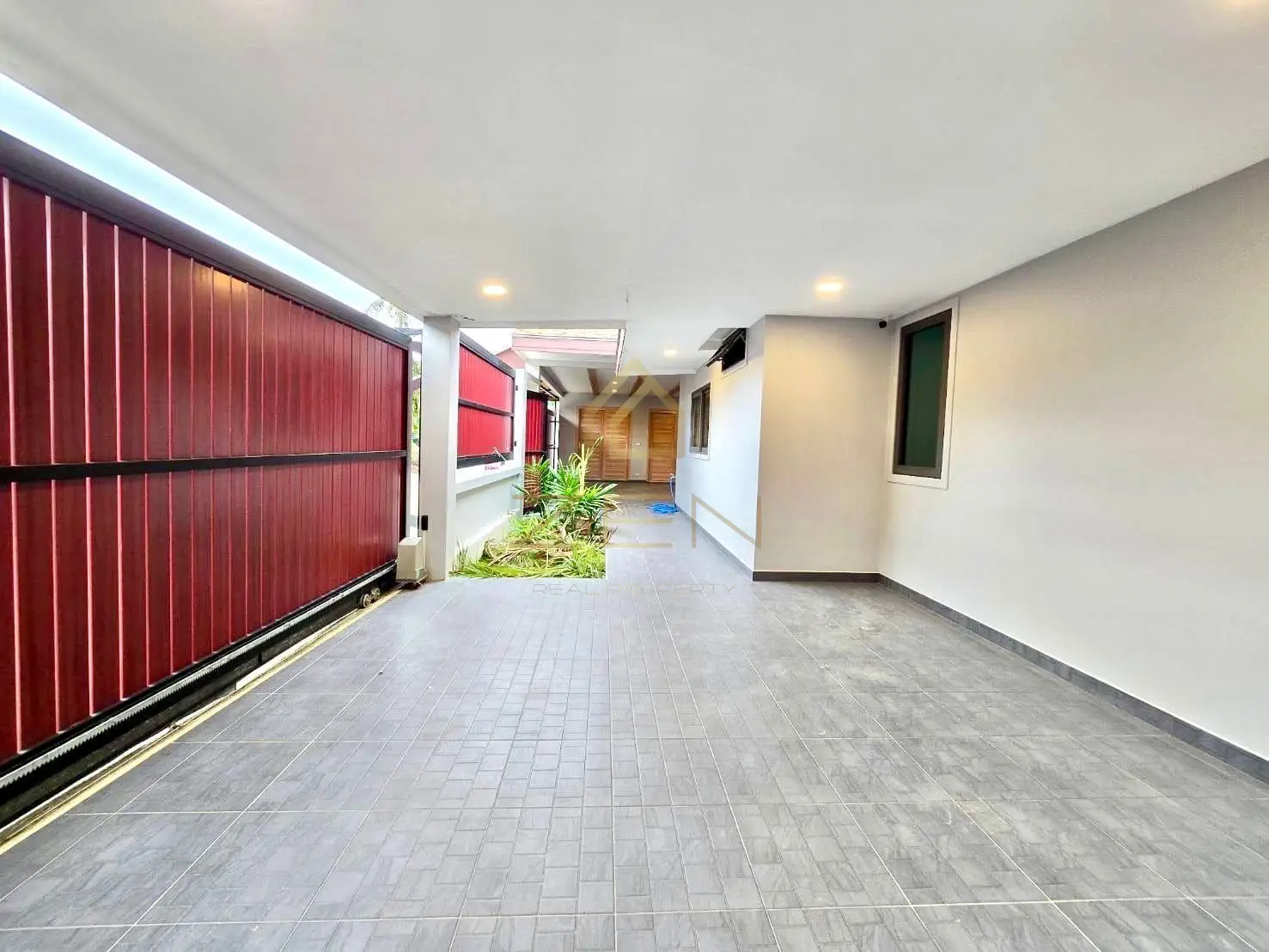 WhatsApp Image 2025-10-21 at 11.17.35 (2)