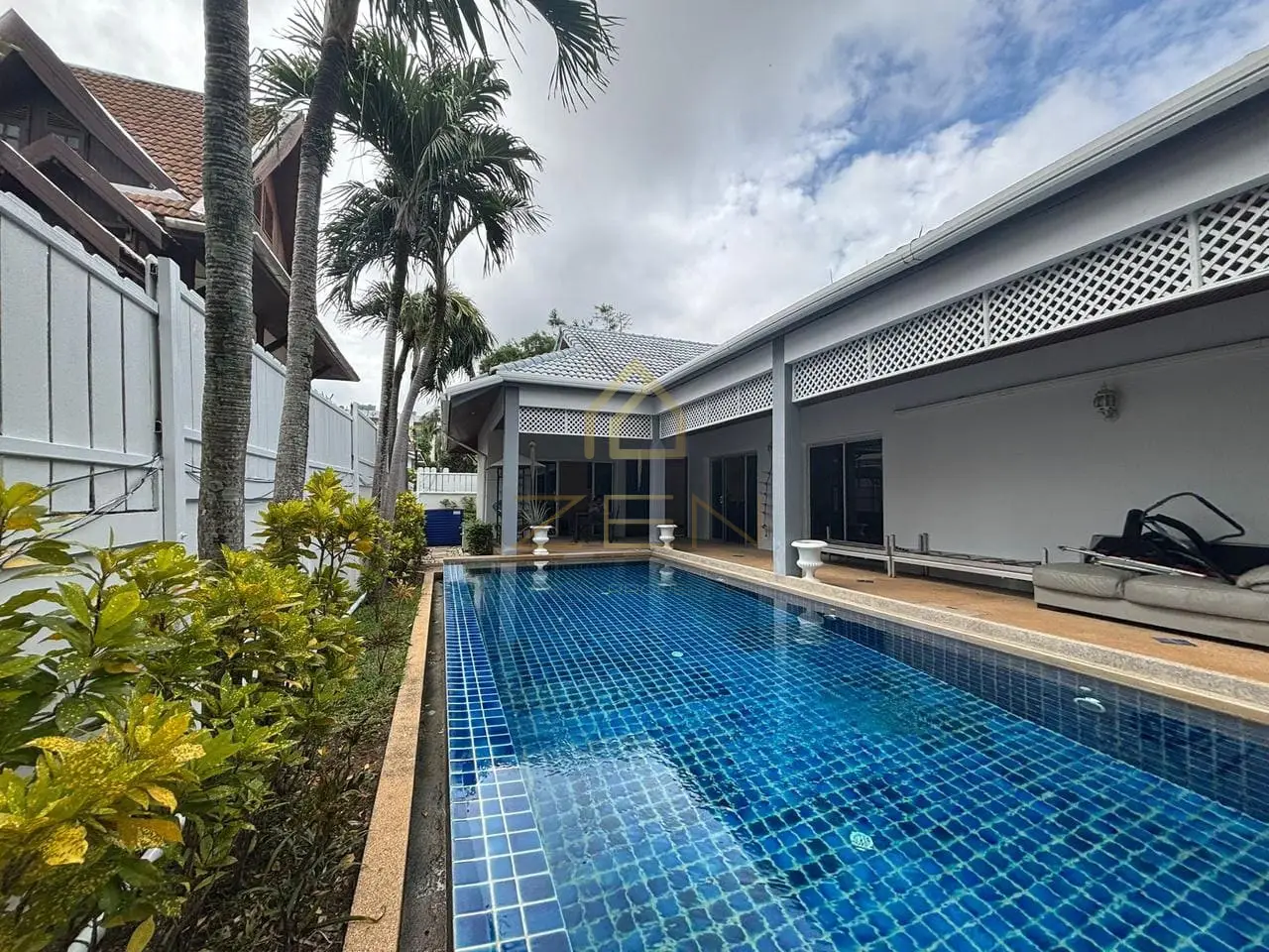 54e01319-9319-4c9d-b8da-fa41116047d7