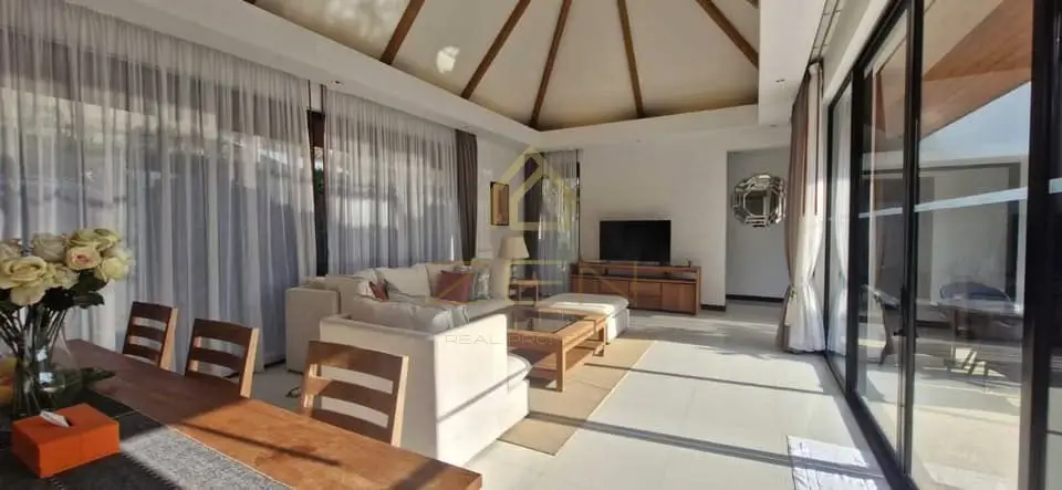 555505710_1963774754164262_5798964041232404572_n