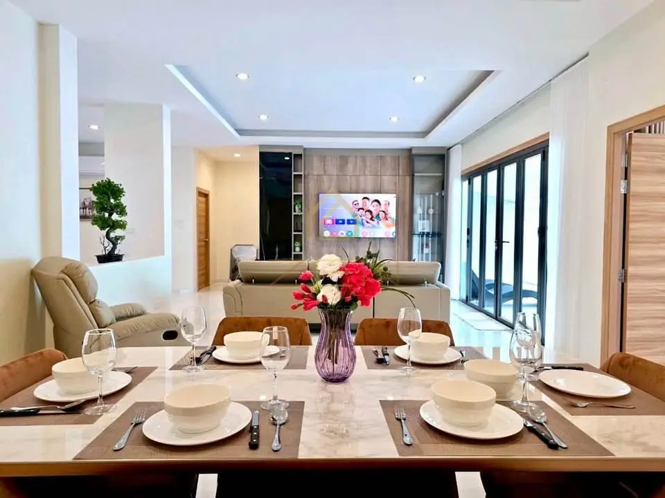 566307936_122156336834625043_1985122979127991060_n