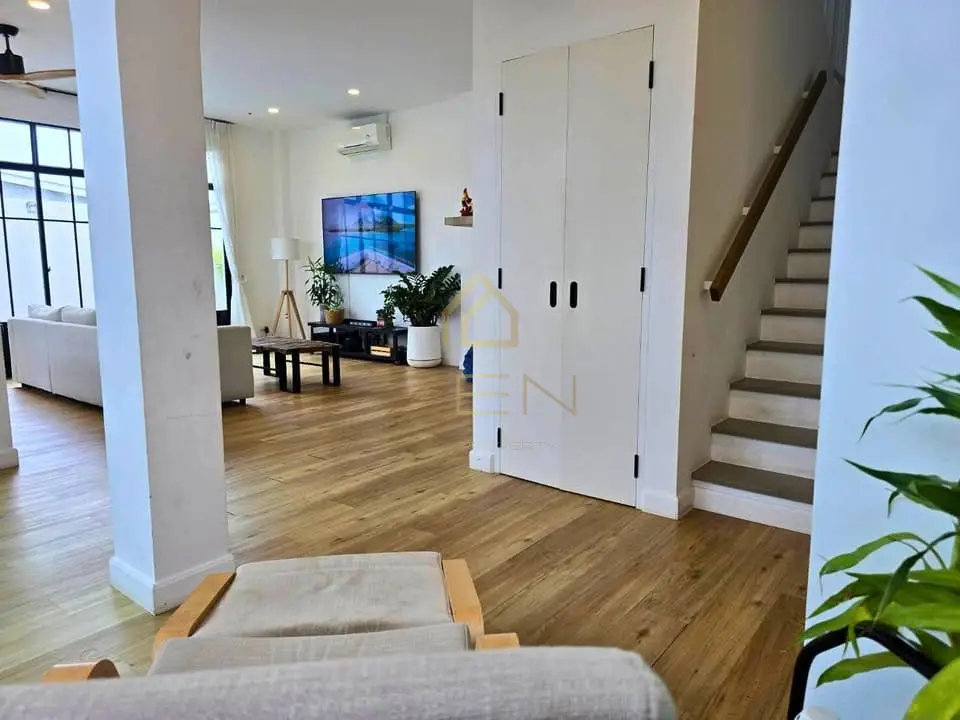 574559112_25085755204376737_5670774658339571547_n