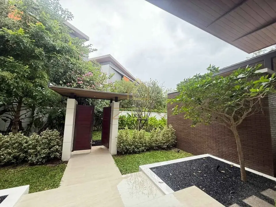 575922224_25640635772195180_1395025126795171429_n