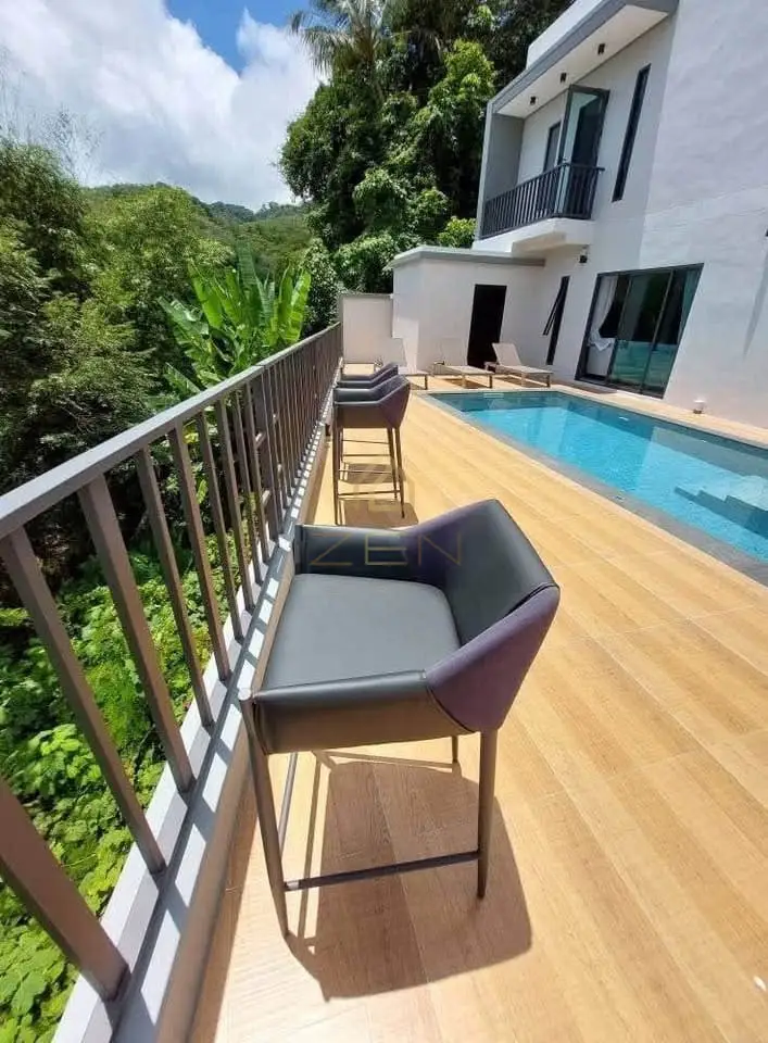 577589007_10239985061033062_5970732841680012937_n