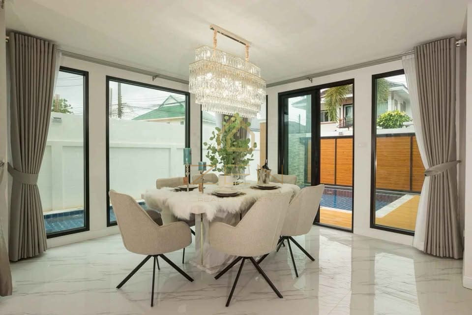 582686630_122200250540313195_4088553407047206795_n