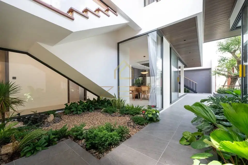 588941102_10234559649587247_1482260088055368896_n