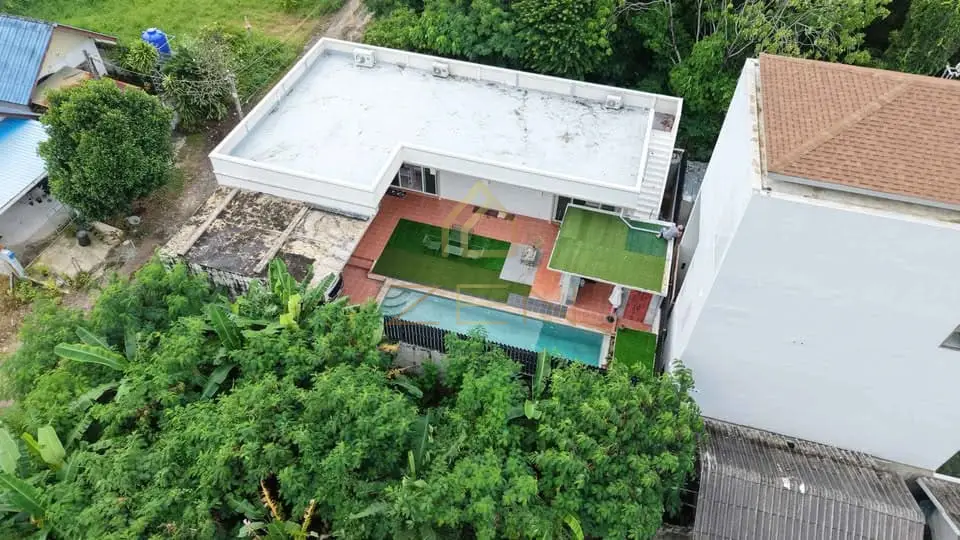 589209673_10163297286768006_6045101169173670636_n