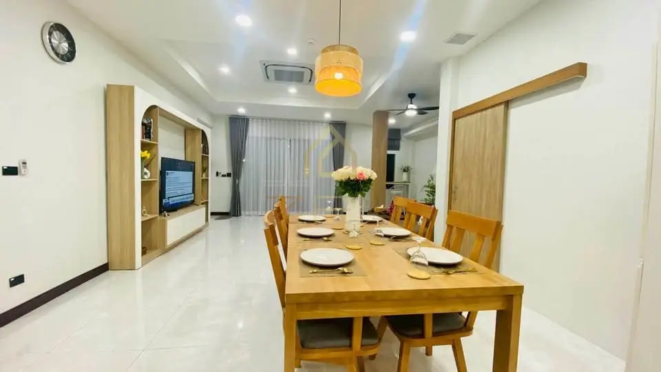 589817042_1376033337645334_995082427425679760_n