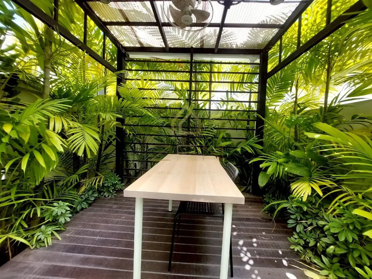 94c9db2b-baf9-4ac2-b9a4-5fc72158b3b7