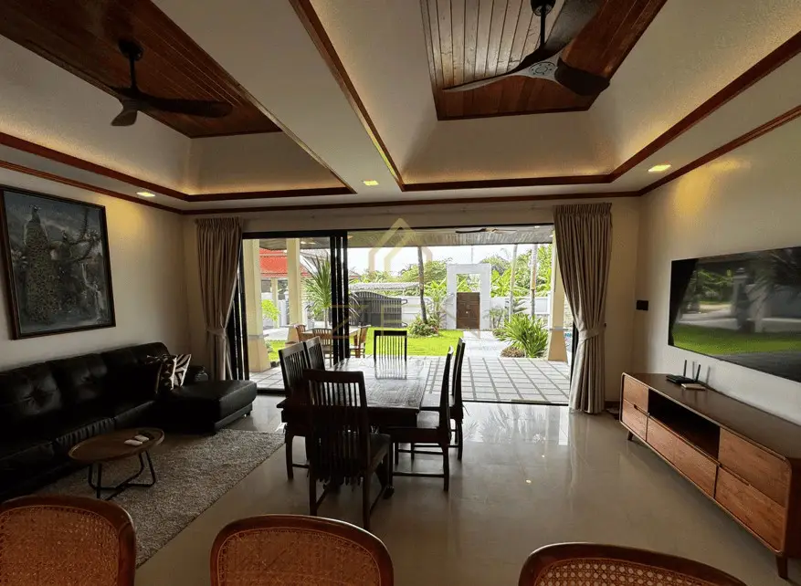 Screen Shot 2025-11-12 at 09.20.12