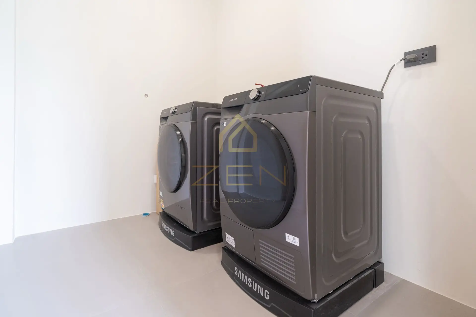 WhatsApp Image 2025-11-17 at 13.55.31 (1)