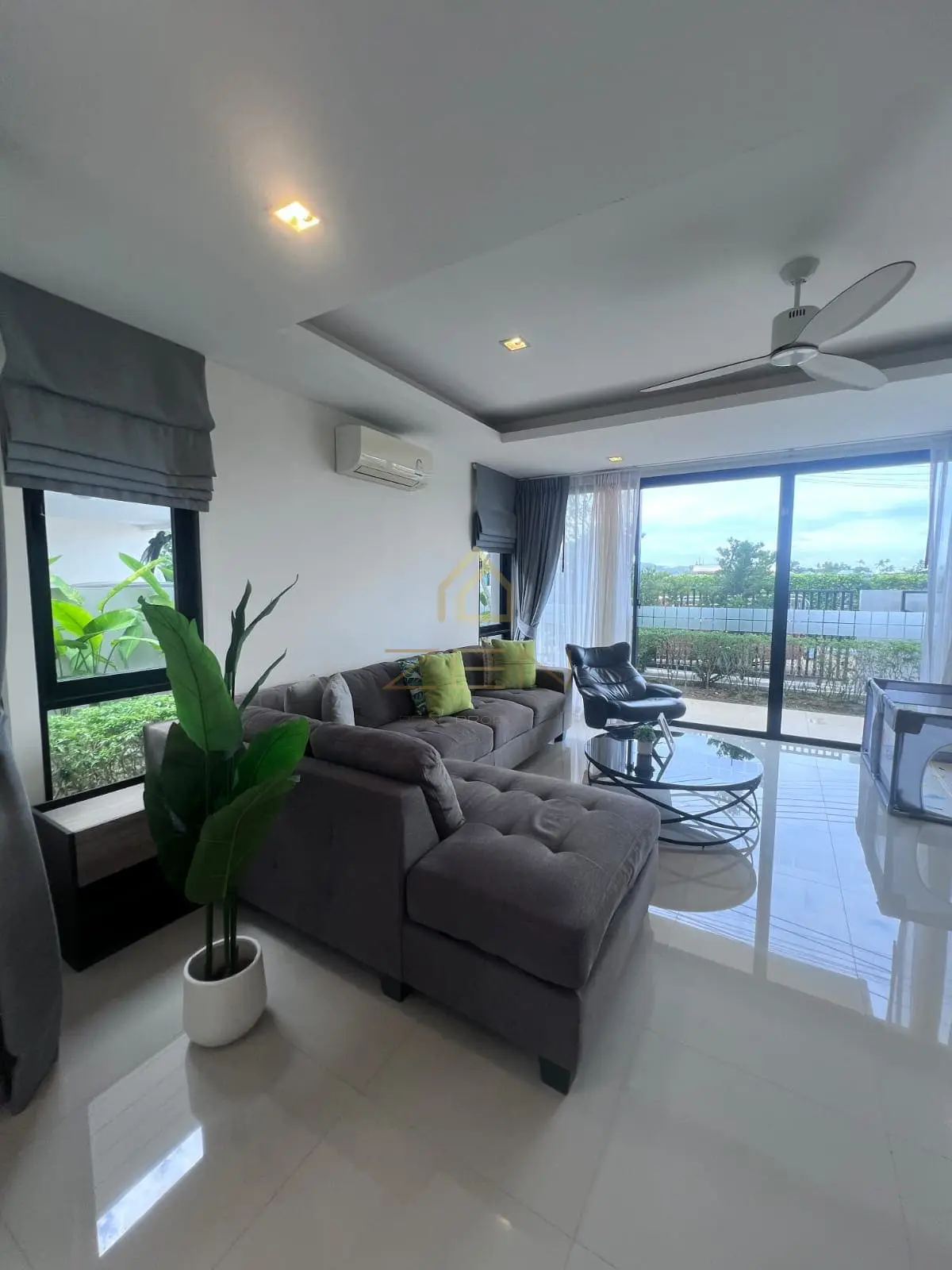 WhatsApp Image 2025-11-25 at 15.47.25 (1)