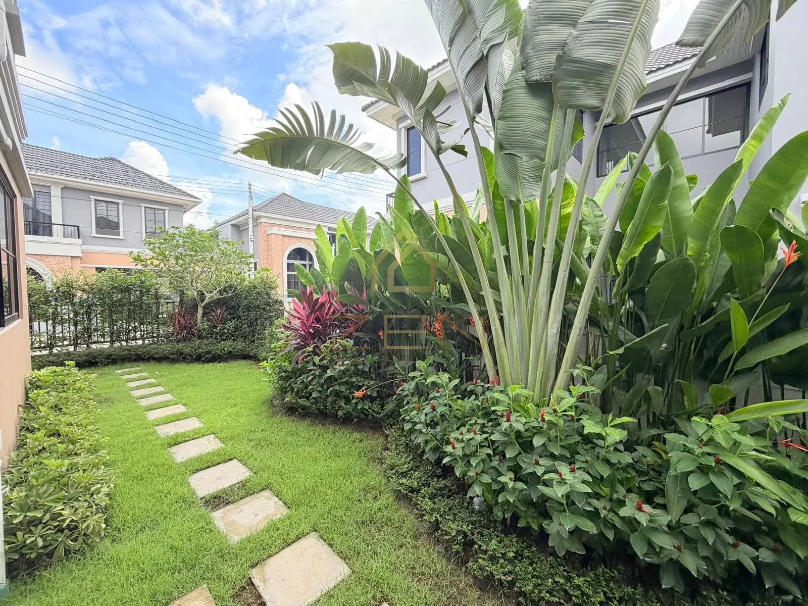 WhatsApp Image 2025-11-26 at 12.16.44 (2)